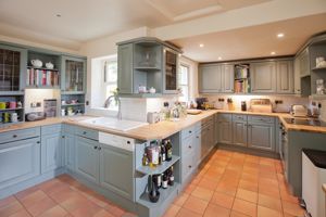 Kitchen- click for photo gallery